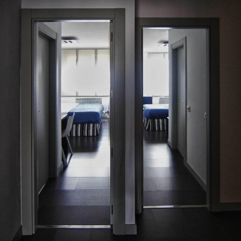 Hostal Averroes Burgos Quarto foto